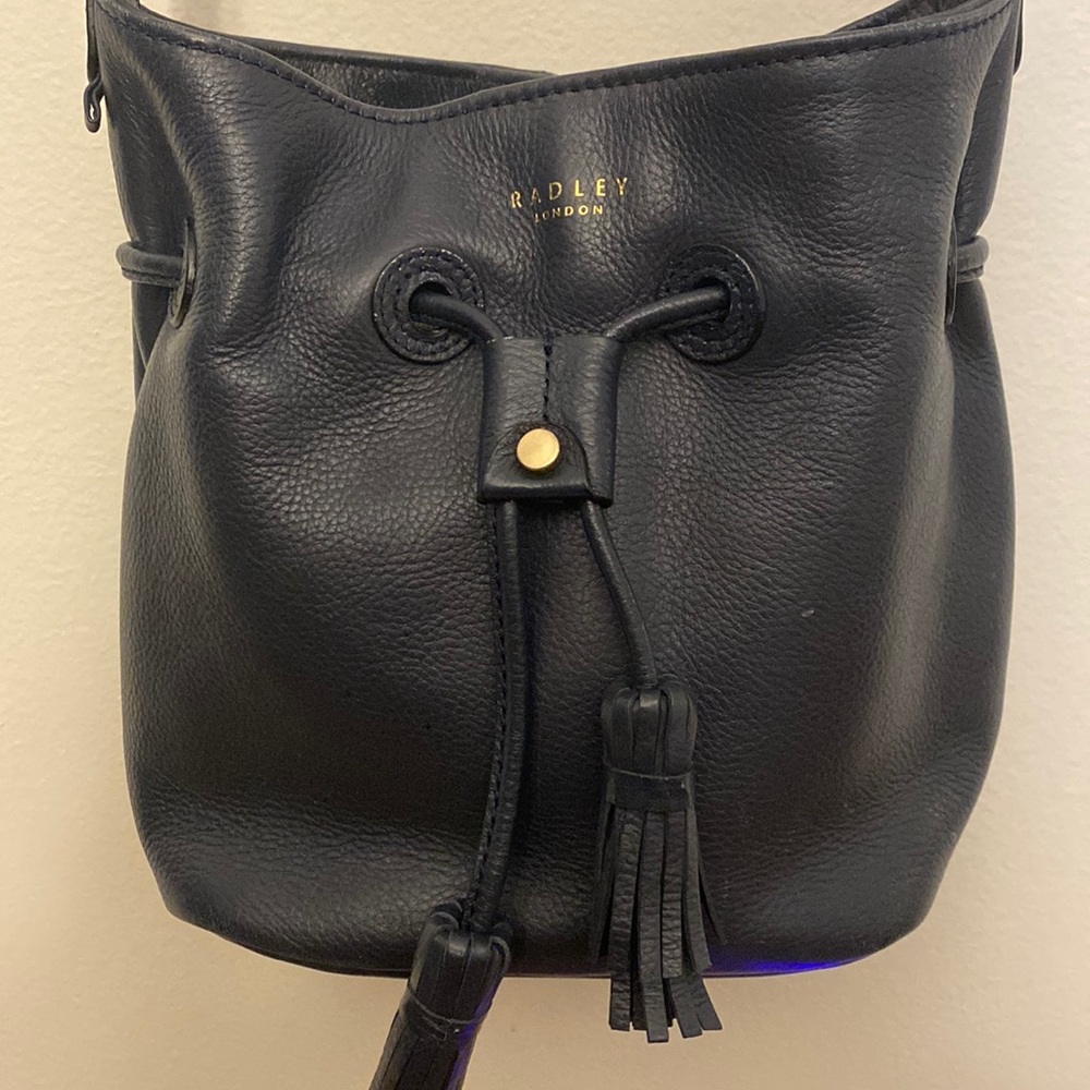 RADLEY LONDON Blue Pebble Grain Leather Drawstring Bucket Crossbody